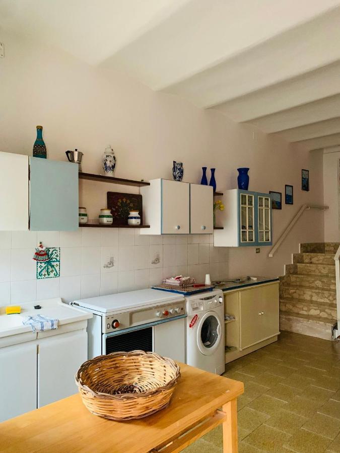 Big House Vicino Al Castello Apartment Rocca Imperiale Bagian luar foto