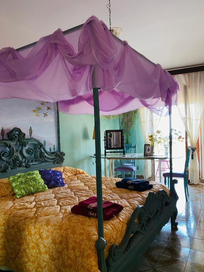 Big House Vicino Al Castello Apartment Rocca Imperiale Bagian luar foto